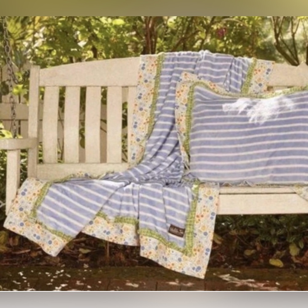 MATILDA JANE TRUTH OR DARE BLUE STRIPE BLANKET, 55x60